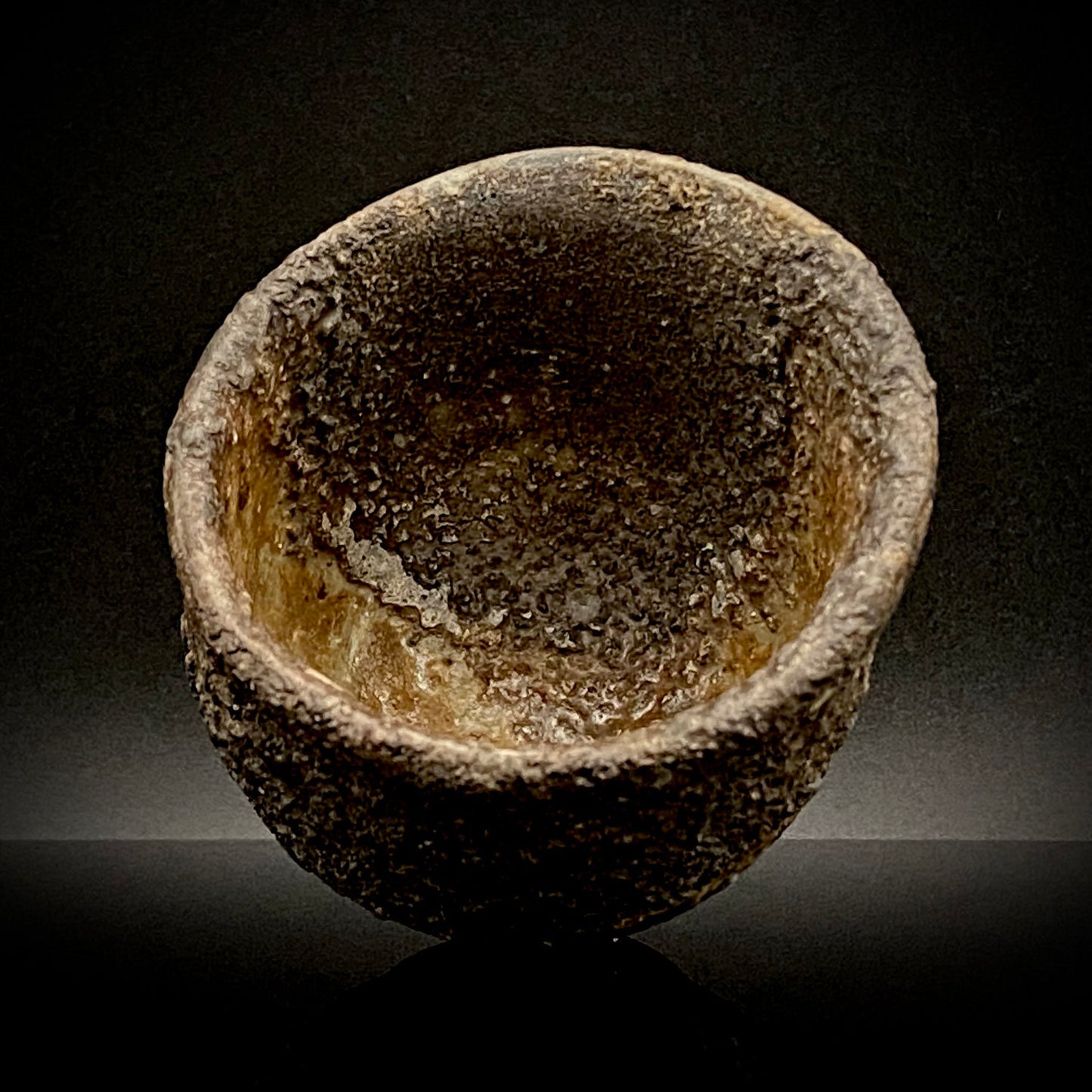 フランクフルト美術館収蔵作家 高原 昌治 作 備前焼 窯変胡麻灰被り酒呑 二大重要無形文化財保持者師事作品 #328