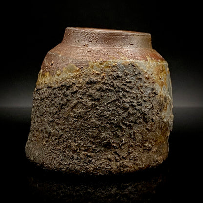 フランクフルト美術館収蔵作家 高原 昌治 作 備前焼 窯変胡麻灰被り酒呑 二大重要無形文化財保持者師事作品 #328