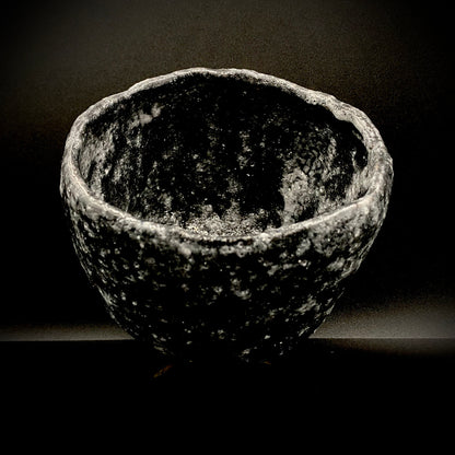 向皇太子成婚献上志野茶碗之作家 矢野景川（Yano Keisen）, 作 志野茶碗《淡雪》 与武者小路实笃·栋方志功举办三者合作展之名匠 #324